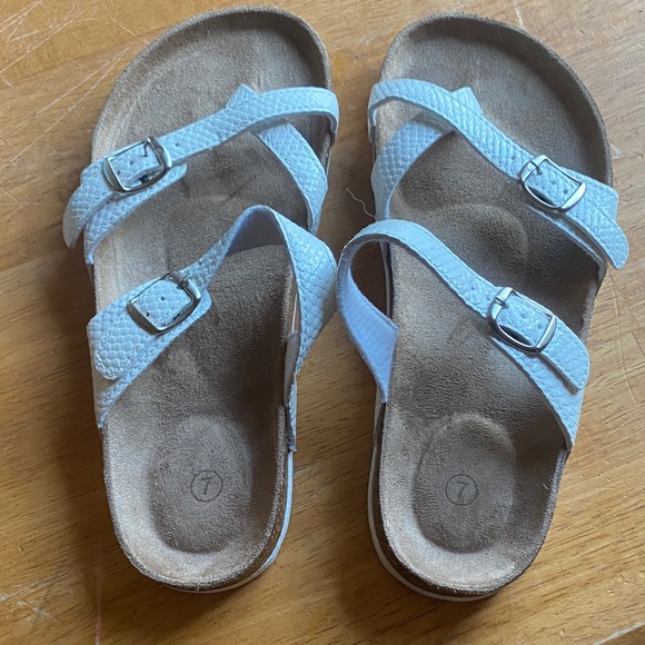 Shoes - White Strappy Sandals- size 7